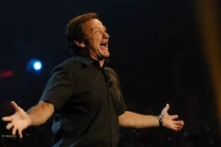 Actorul american Robin Williams a murit luni, aparent in urma unei sinucideri