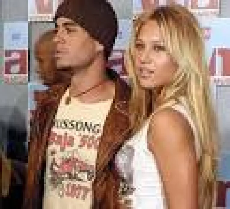 Anna Kournikova si Enrique Iglesias s-au despartit