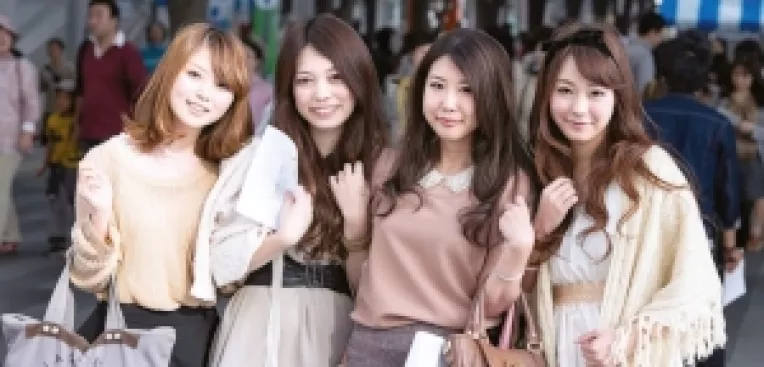 Aproape 45% dintre tinerele din Japonia nu sunt interesate de sex