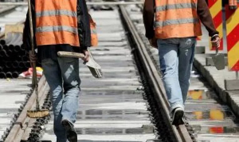 Calea ferata, pe butuci