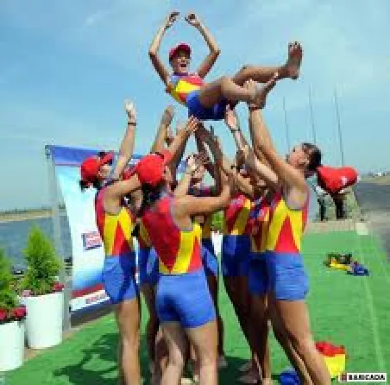 Campionatele Mondiale de canotaj academic pentru juniori : Sportivii romani au cucerit duminica 4 medalii 