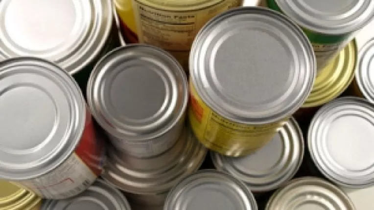 Cutiile de conserve provoaca o boala nemiloasa: cancerul