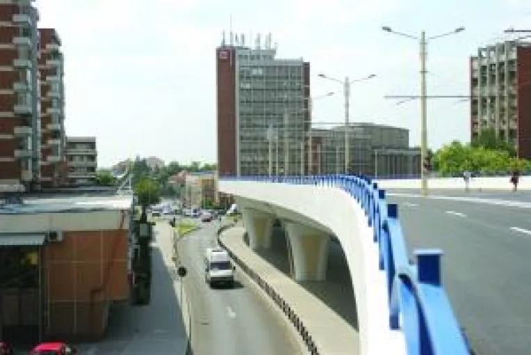 E nevoie de scara la pasaj?