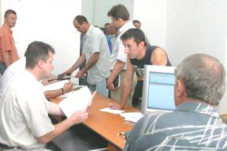 Guvernul a facut a doua rectificare bugetara din 2009