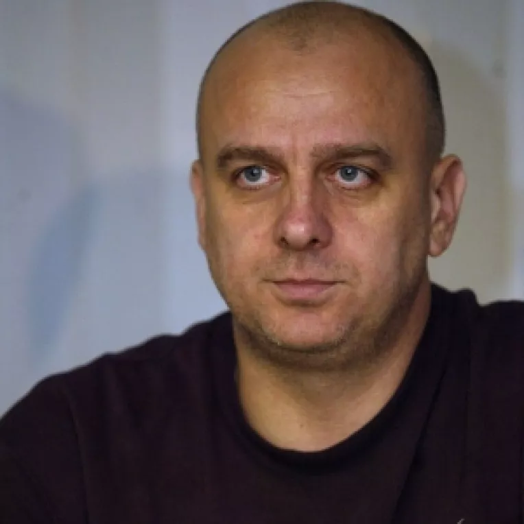 Guvernul propune pentru 2011 un salariu minim pe economie de 640 de lei