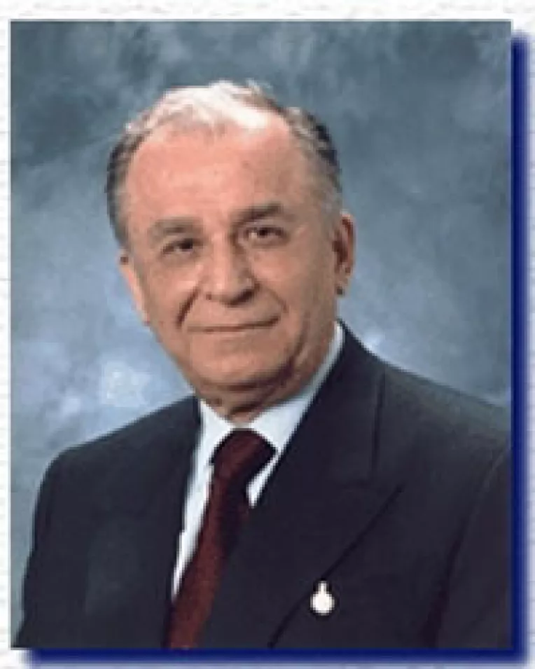 Iliescu: Guvernul nu are o pozitie unitara in privinta Codului Educatiei