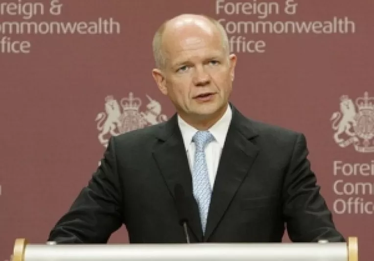 Intalnire intre premierul Victor Ponta si ministrul de Externe britanic, William Hague
