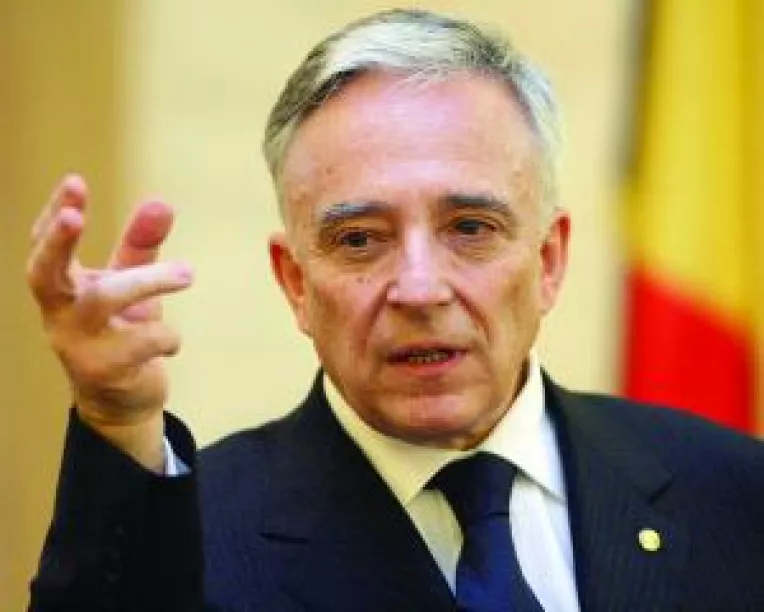 Isarescu prevede noi scumpiri