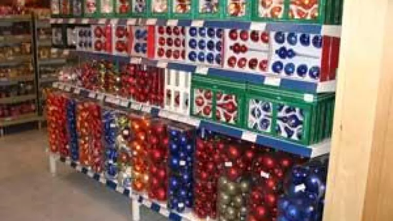 Liber la sezonul cumparaturilor. Bancile au lansat produse speciale de sarbatori