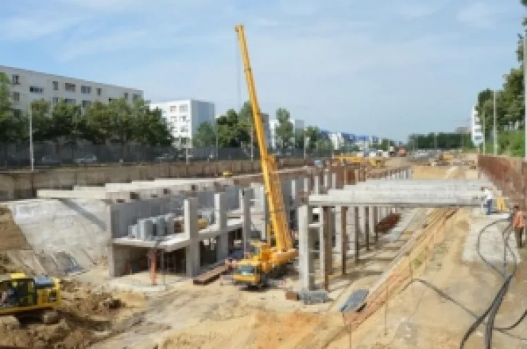 Statia Valea Ialomitei de pe traseul Magistralei M5 a metroului din Drumul Taberei prinde contur